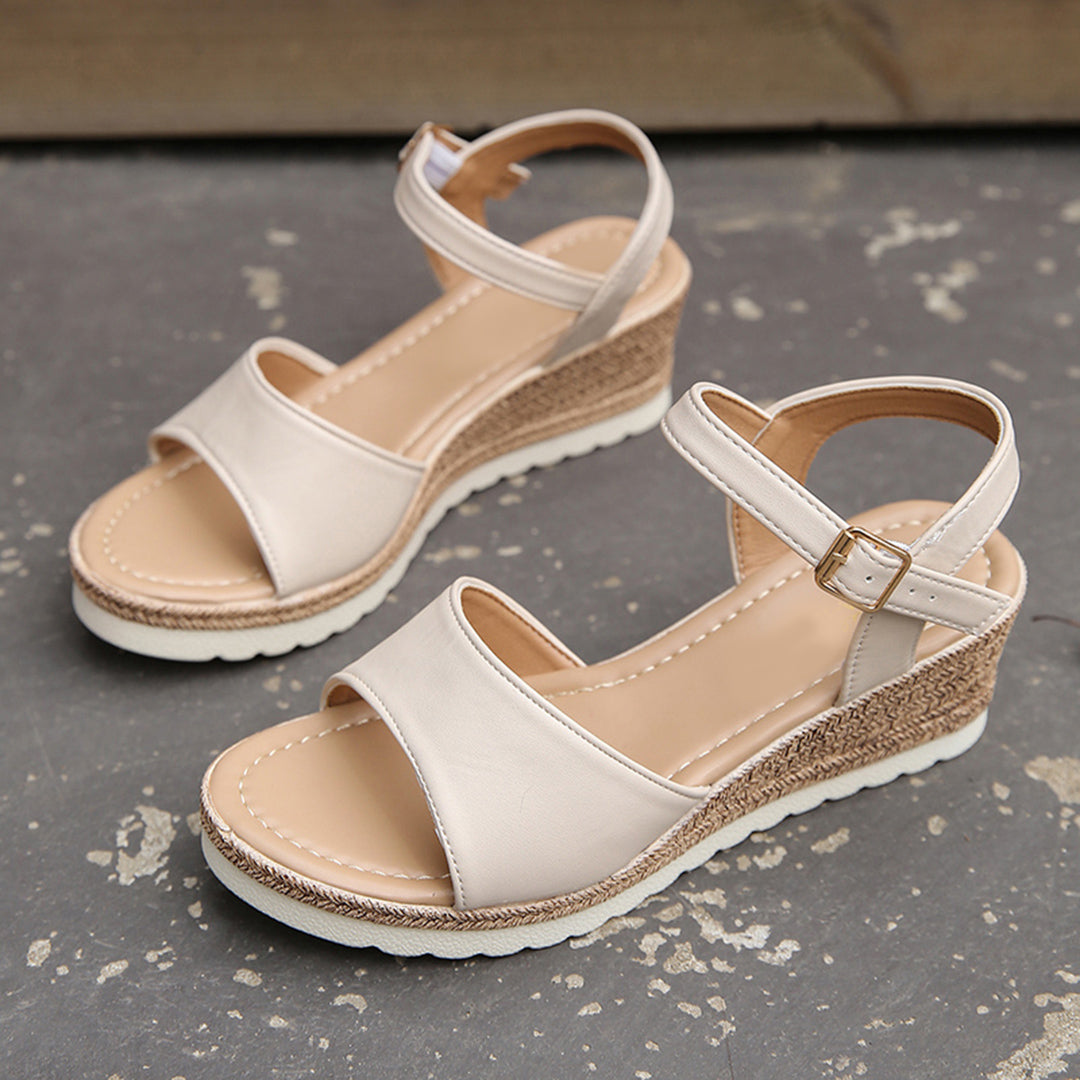 Kaarina | Moderne und vielseitige allgemeine Sandalen